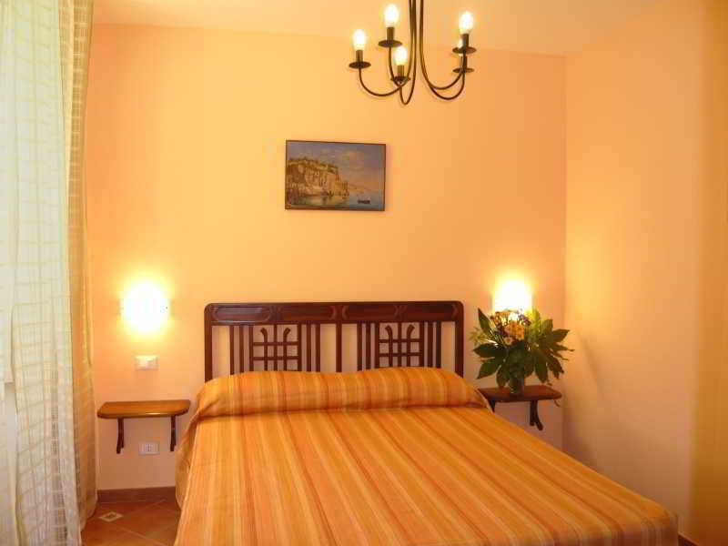 Dolcevitasorrento Guest House Exteriör bild